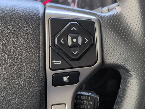 Certified 2020 Toyota 4Runner SR5 RWD image 24