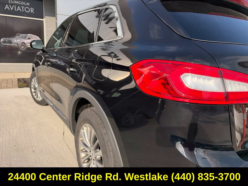 Used 2018 Lincoln MKX Select AWD/4WD image 14