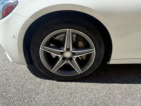 Used 2017 Mercedes-Benz E 300 4MATIC image 49