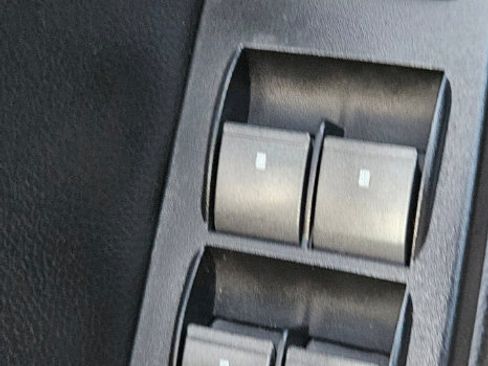 Used 2010 Cadillac CTS Premium image 11