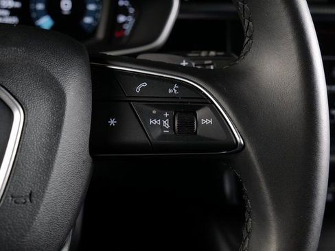 Certified 2024 Audi Q3 2.0T Premium Plus w/ Premium Plus Package image 20