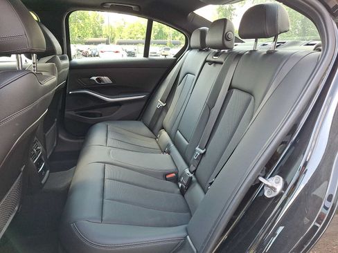 Used 2023 BMW 330i xDrive Sedan w/ Premium Package AWD/4WD image 8