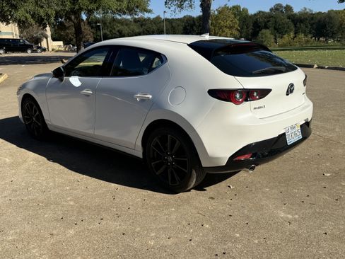 Used 2024 MAZDA MAZDA3 s FWD image 4