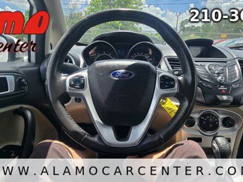 Used 2016 Ford Fiesta SE FWD image 31