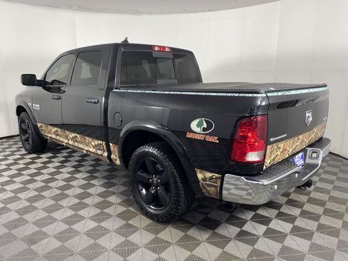 Used 2016 RAM 1500 Outdoorsman w/ Mossy Oak Package AWD/4WD image 10