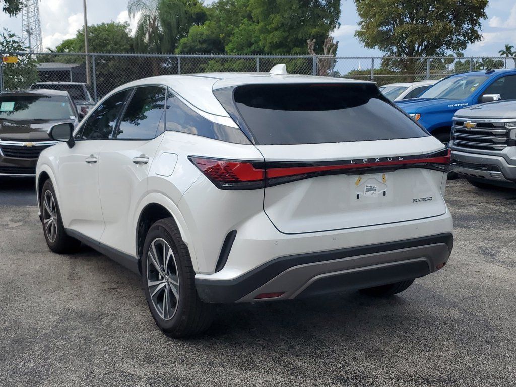 Used 2025 Lexus RX 350 FWD w/ Technology Package image 5