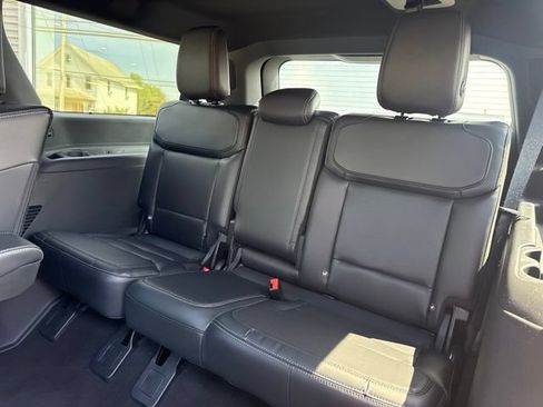 Used 2026 Ford Expedition Max Platinum w/ Stealth Appearance Package AWD/4WD image 10