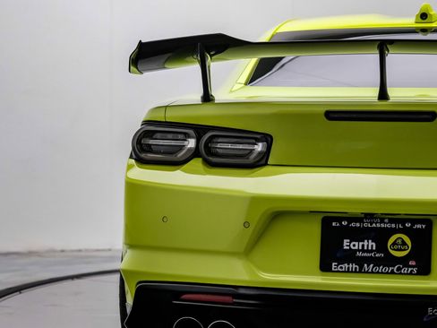 Used 2021 Chevrolet Camaro ZL1 image 12