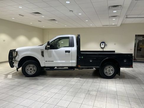 Certified 2019 Ford F250 XL w/ XL Value Package AWD/4WD image 2