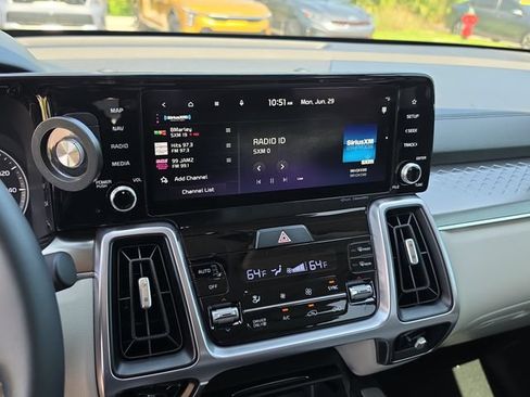 Certified 2023 Kia Sorento EX w/ Panoramic Sunroof Package FWD image 26