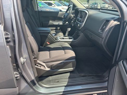Used 2022 Chevrolet Colorado LT w/ Safety Package image 21
