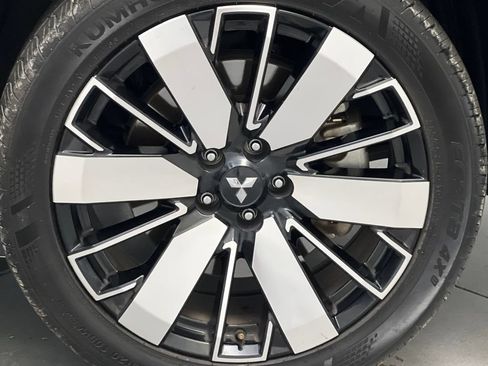 Used 2025 Mitsubishi Outlander SE AWD/4WD image 80