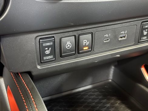 New 2026 Nissan Frontier PRO-4X w/ Pro-4x Convenience Package image 39