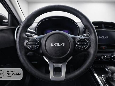 Used 2024 Kia Soul LX w/ Option Group 015 FWD image 8