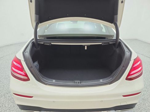 Certified 2020 Mercedes-Benz E 450 4MATIC Sedan image 18