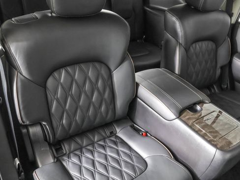 Used 2024 Nissan Armada Platinum w/ Captain's Chairs Package image 45