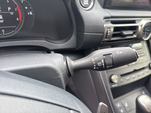 Used 2023 Lexus RC 350 F Sport w/ Navigation Package image 19