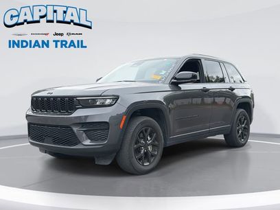 Used 2024 Jeep Grand Cherokee Altitude