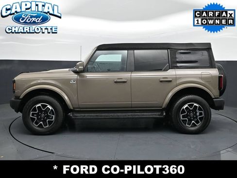 Used 2025 Ford Bronco Outer Banks AWD/4WD image 4
