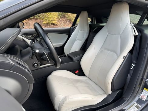 Used 2023 Jaguar F-TYPE R-Dynamic image 12