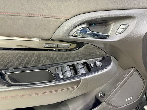 Used 2014 Chevrolet SS RWD image 34