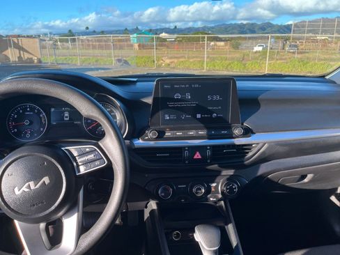 Used 2024 Kia Forte LXS image 28