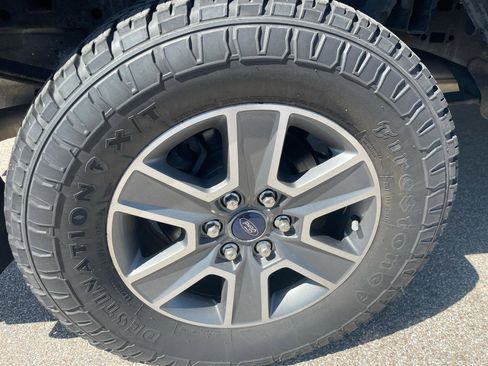 Used 2017 Ford F150 XLT w/ Equipment Group 301A Mid AWD/4WD image 39