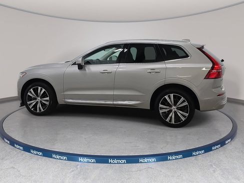 Used 2022 Volvo XC60 B5 Inscription w/ Advanced Package AWD/4WD image 9