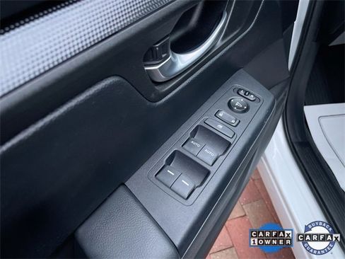 Used 2023 Honda CR-V Sport image 11
