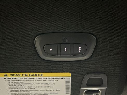 Used 2025 Jeep Grand Cherokee Limited w/ Black Appearance Package AWD/4WD image 33