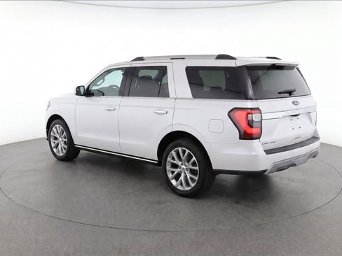 Used 2019 Ford Expedition Limited w/ Equipment Group 302A AWD/4WD image 3