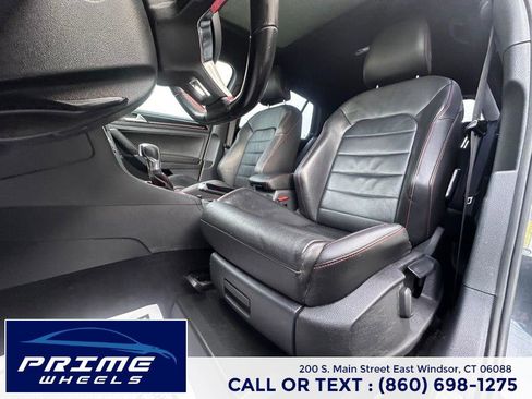 Used 2016 Volkswagen GTI SE w/ Lighting Package (SEL) image 10
