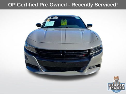 Used 2023 Dodge Charger SXT image 2