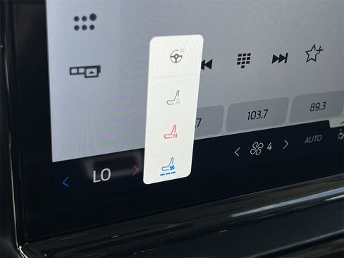 Used 2025 Ford Expedition Max Platinum image 15