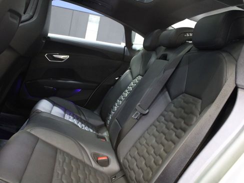 Used 2023 Audi e-tron GT Prestige AWD/4WD image 17