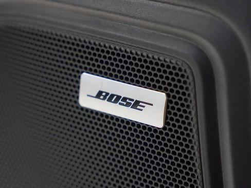 Used 2025 Porsche Macan image 17