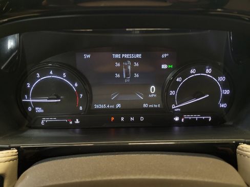 Used 2022 Lincoln Corsair AWD w/ Equipment Group 101A image 23