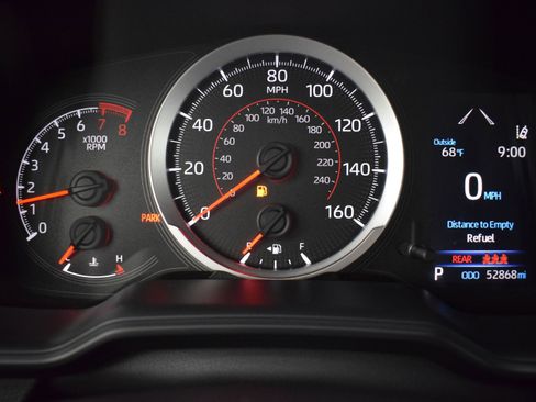 Used 2021 Toyota Corolla SE image 16