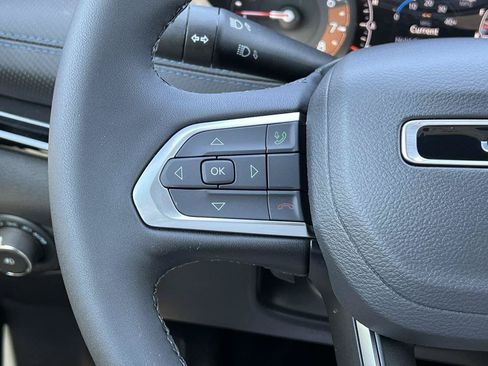 New 2026 Jeep Compass Limited AWD/4WD image 17