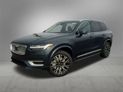 New 2025 Volvo XC90 T8 Plus w/ Protection Package Premier