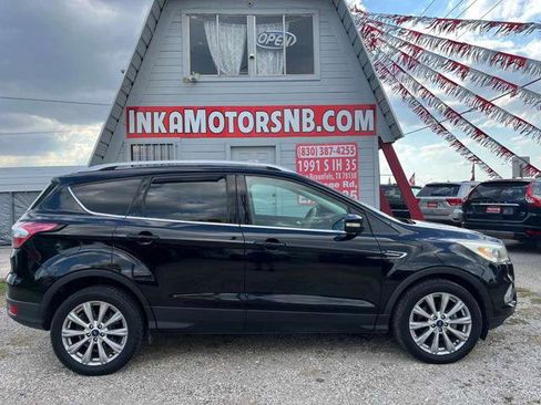 Used 2017 Ford Escape Titanium FWD image 9