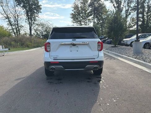Used 2022 Ford Explorer Limited w/ Equipment Group 301A AWD/4WD image 5