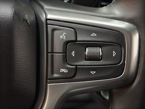 Used 2025 Chevrolet Silverado 1500 LT image 25