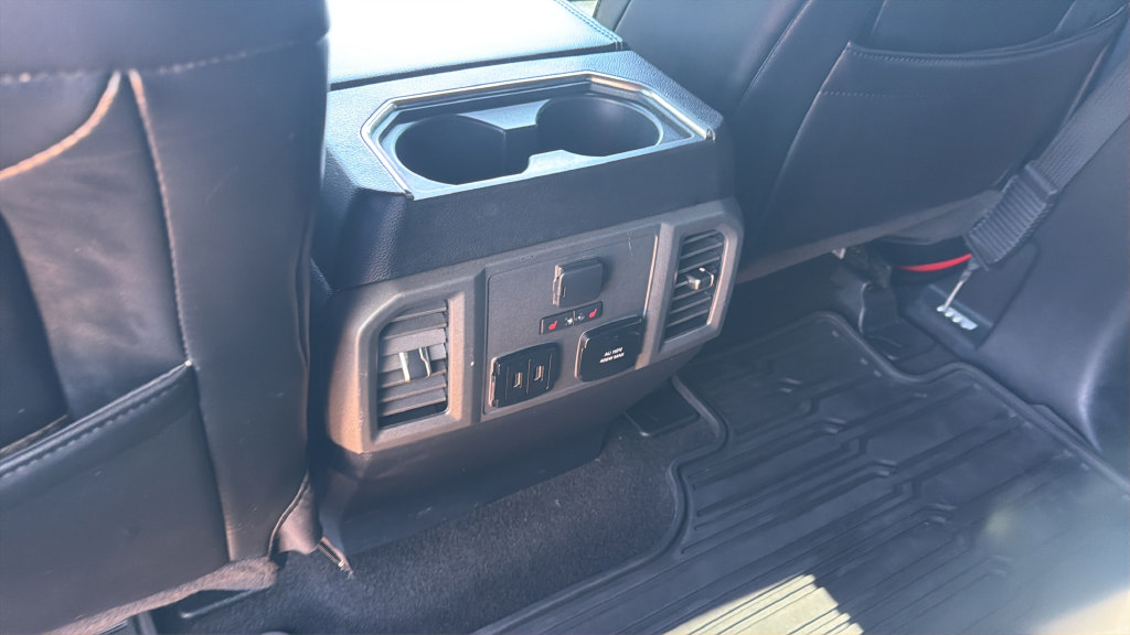 Used 2020 Ford F150 Raptor w/ Equipment Group 802A Luxury AWD/4WD image 21