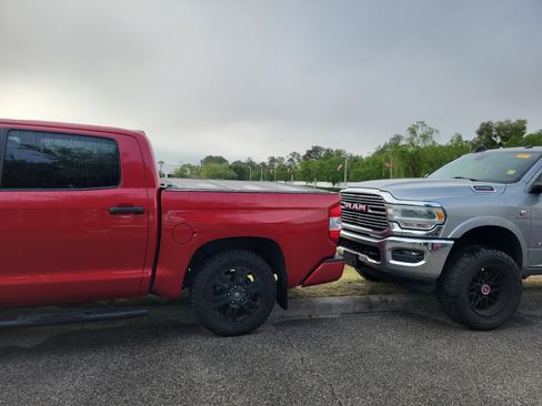 Used 2018 Toyota Tundra Platinum AWD/4WD image 23