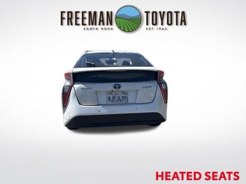 Used 2016 Toyota Prius Four w/ Advanced Technology Package FWD image 6