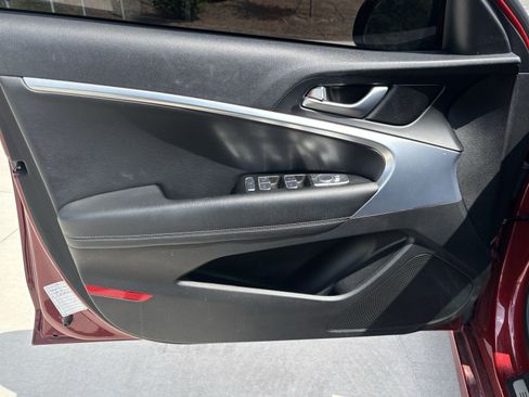 Used 2023 Genesis G70 2.0T AWD/4WD image 14