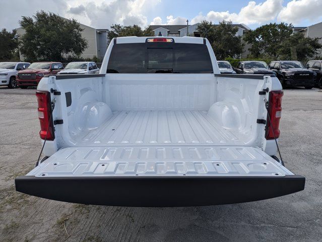 New 2026 RAM 1500 Laramie AWD/4WD image 12
