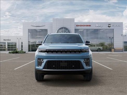 New 2026 Jeep Grand Wagoneer L Limited AWD/4WD image 6