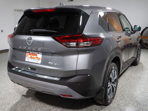Used 2021 Nissan Rogue SV AWD/4WD image 7